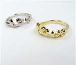 Love In The Fingers Ring