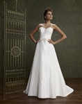 A-line Floor-length Strapless Wedding Dress